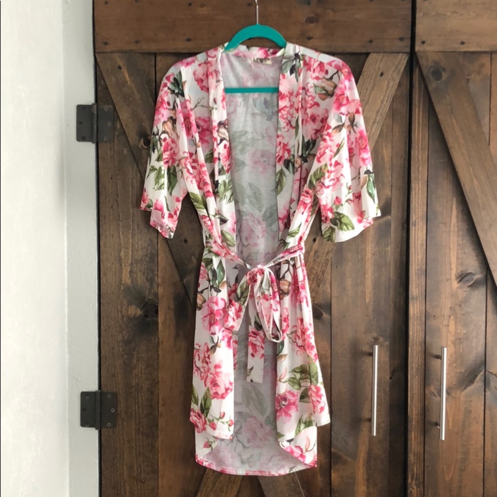 BRAND NEW Show me your Mumu Robe